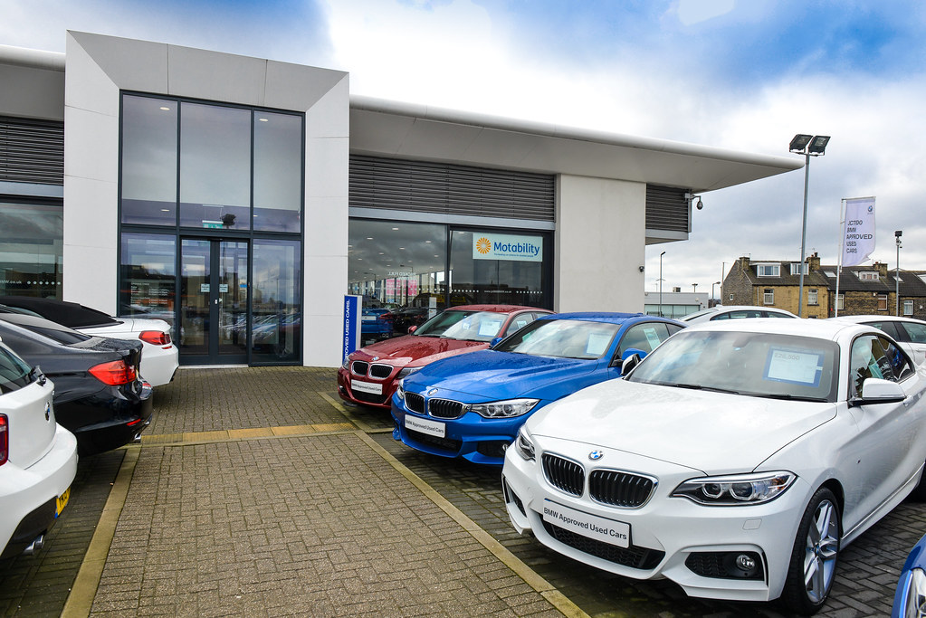 BMW Models at Dealer | CarMoney.co.uk